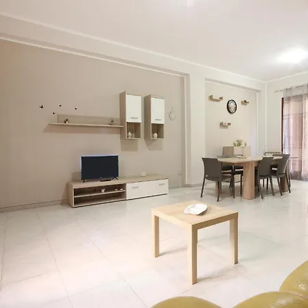 Vakantiehuis 3 Bedroom Stunning In Menfi